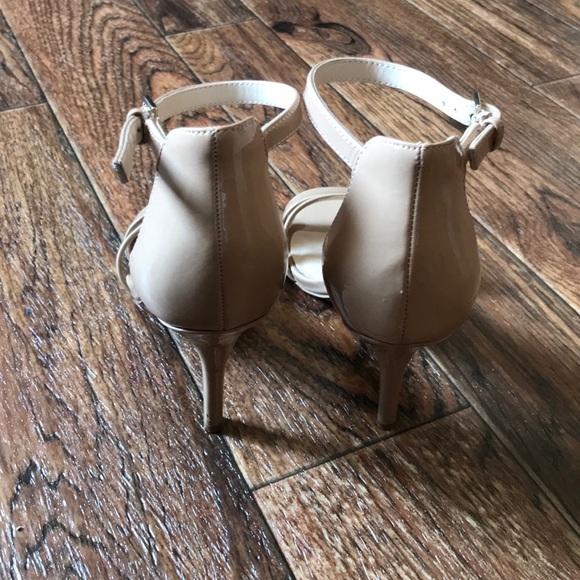 Nine West heels - Picture 4 of 4